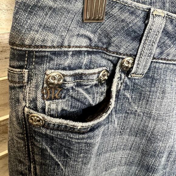 MISS ME JP4738 Women's Fleur De Lis Boot Cut Distressed Jeans Med Wash 27 - Picture 6 of 16
